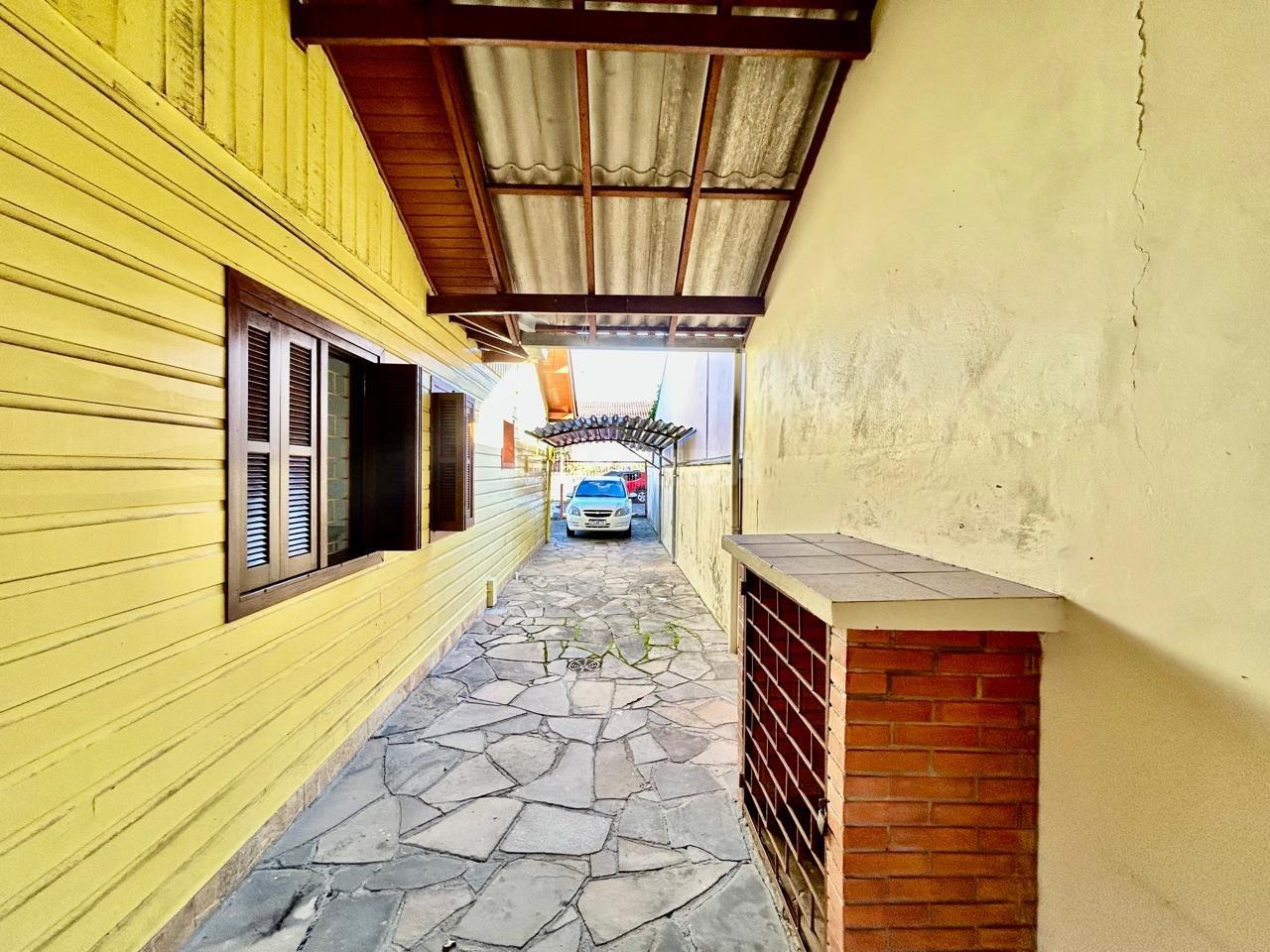 casa sobrado para alugar em Rua Brigadeiro Leonardo Teixeira Collares, 145 - foto 25