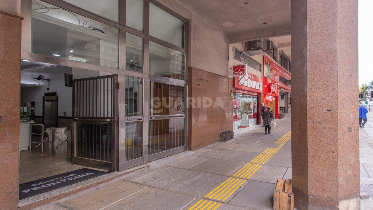 consultorio sala conjunto para alugar em Avenida Borges de Medeiros, 308 - foto 19