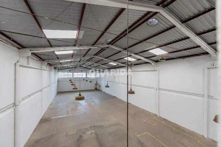 galpao deposito pavilhao para alugar em Rua Eugênio Rubbo, 375 - foto 3