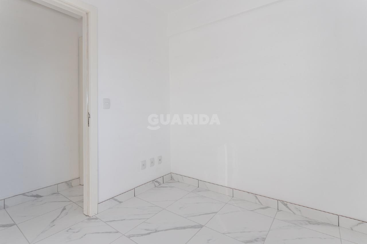 Apartamento para alugar em Avenida da Cavalhada, 4414 - foto 19