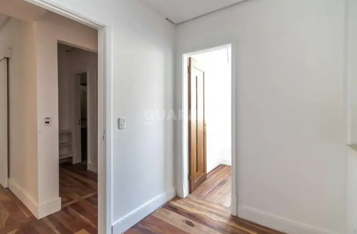 casa comercial para alugar em Rua Castro Alves, 465 - foto 18