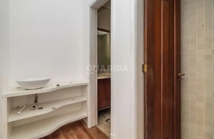 casa comercial para alugar em Rua Castro Alves, 465 - foto 17