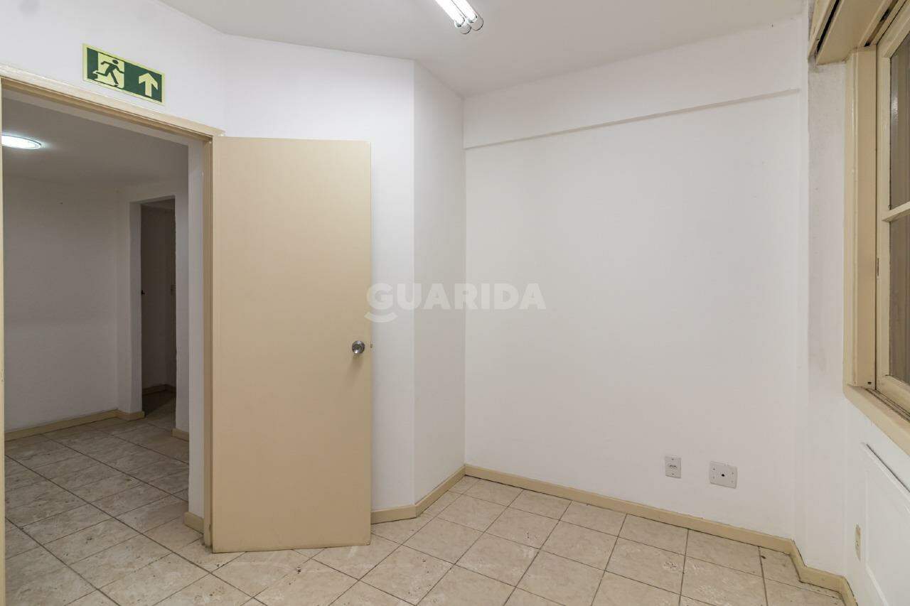 consultorio sala conjunto para alugar em Rua General Andrade Neves, 155 - foto 9