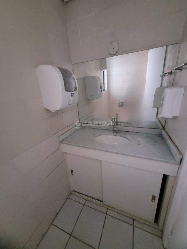 consultorio sala conjunto para alugar em Rua Padre Chagas, 147 - foto 8