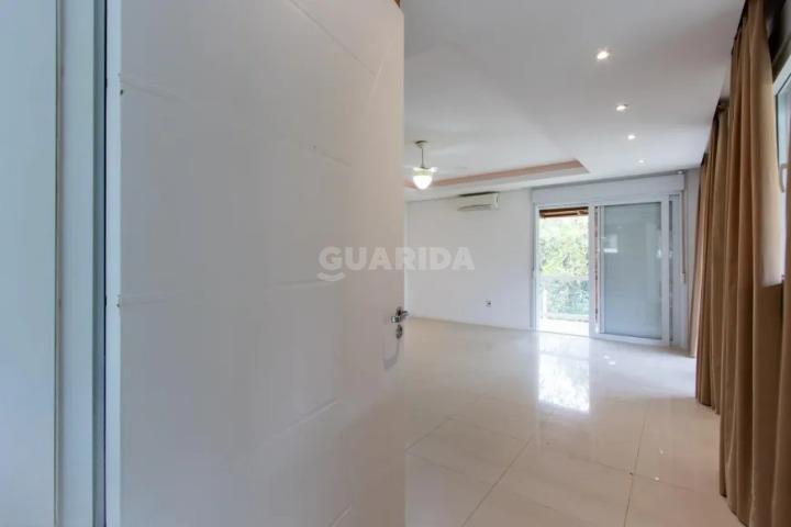 casa sobrado para alugar em Estrada Maria Altina, 260 - foto 12