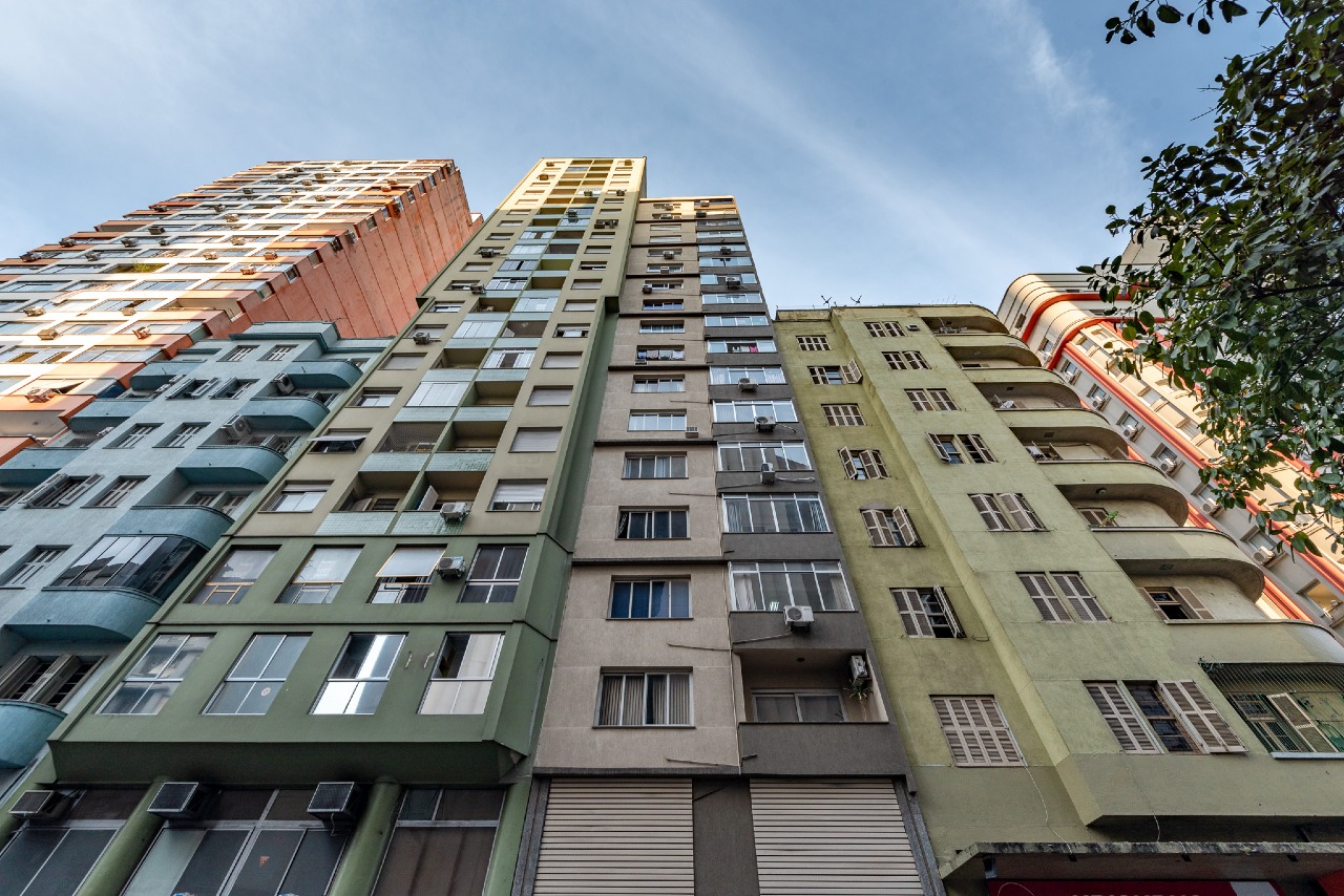 Apartamento para alugar em Avenida Borges de Medeiros, 658 - foto 17
