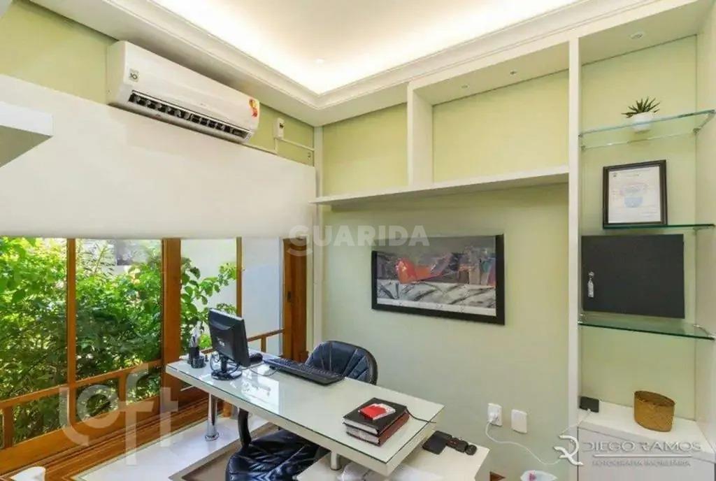 casa sobrado para alugar em Avenida Circular, 361 - foto 8