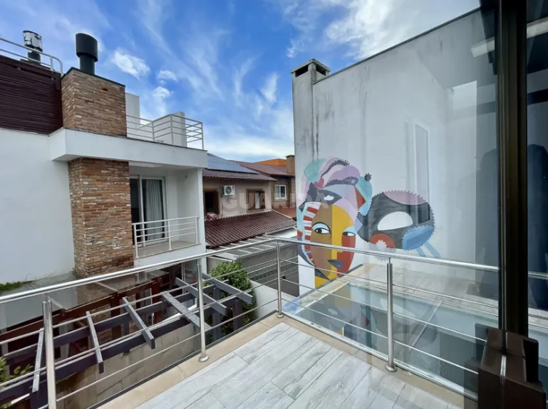Casa em condominio para alugar em Rua Carlos Maximiliano Fayet, 80 - foto 15