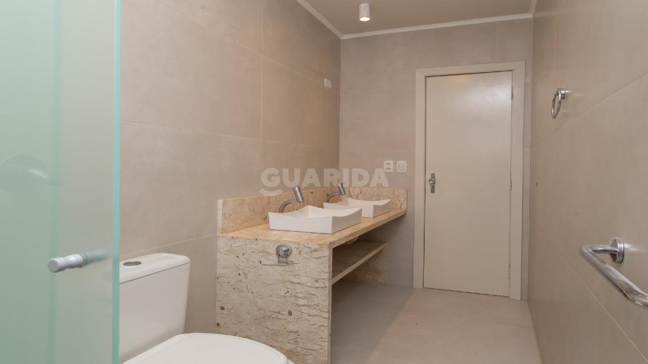 casa comercial para alugar em Travessa Afonso Mabilde, 63/65 - foto 17