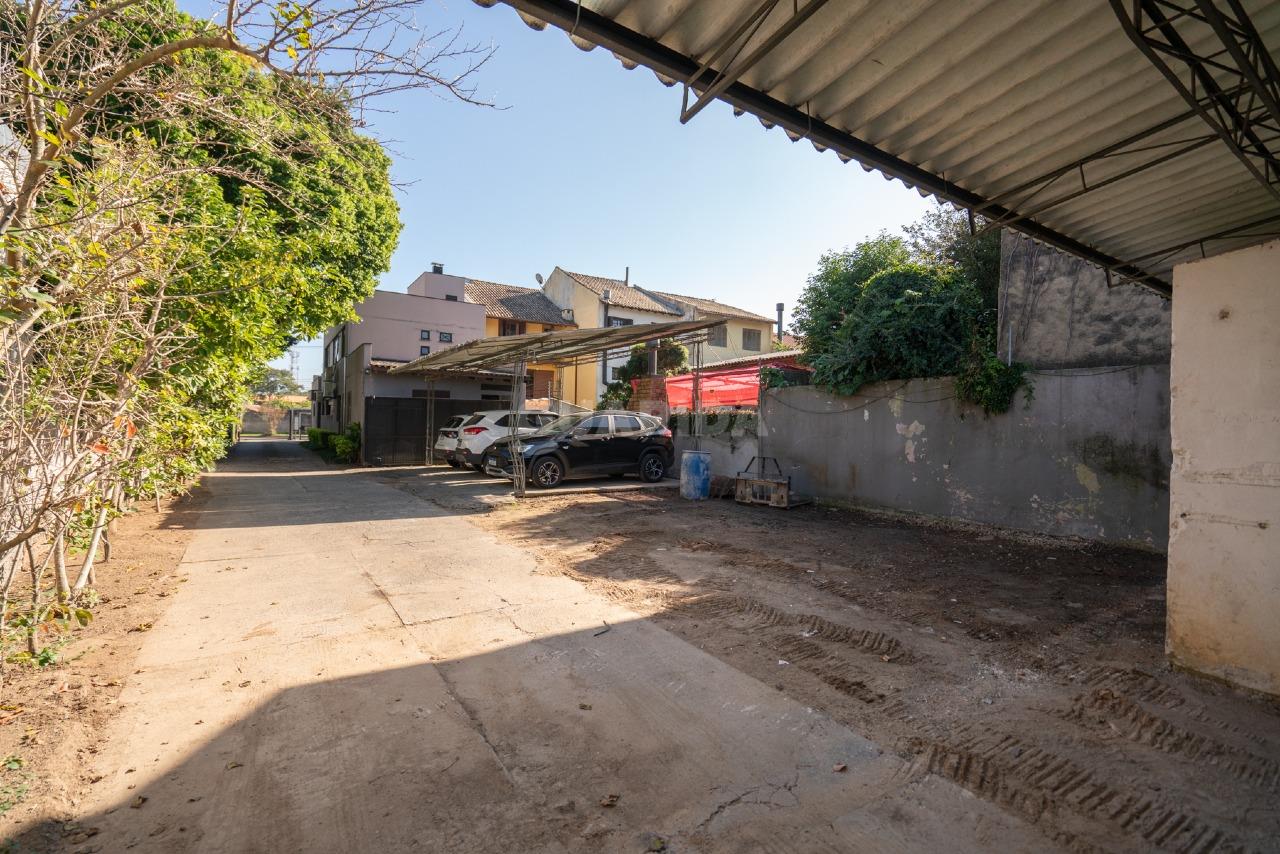 casa comercial para alugar em Rua Dea Coufal, 467 - foto 18