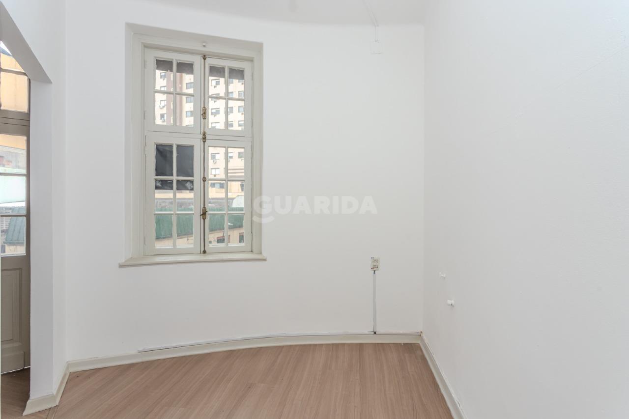 consultorio sala conjunto para alugar em Rua Vigário José Inácio, 433 - foto 10