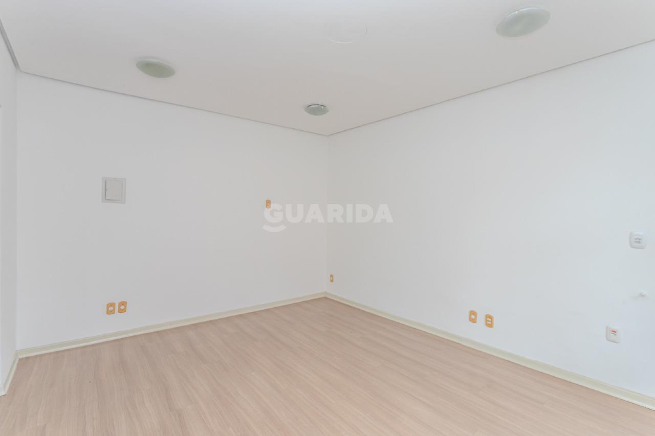 consultorio sala conjunto para alugar em Rua Vigário José Inácio, 433 - foto 9