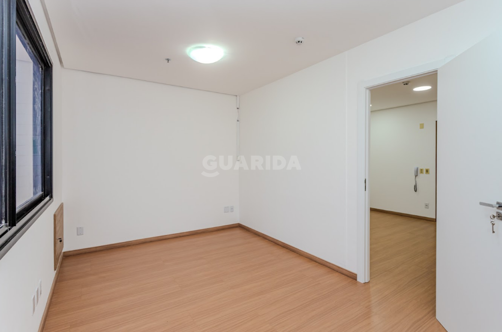 consultorio sala conjunto para alugar em AV PLINIO BRASIL MILANO, 805 - foto 10