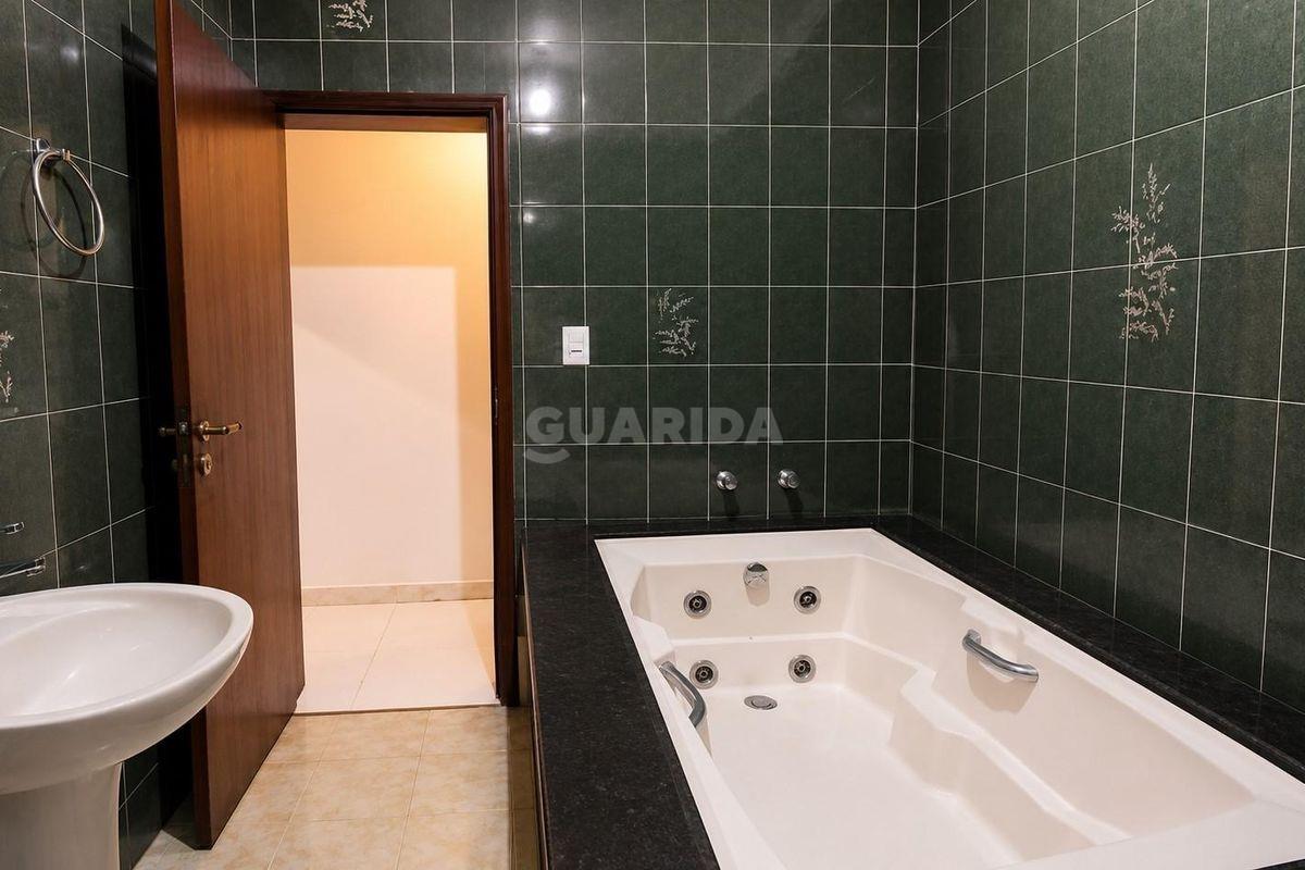 casa sobrado para alugar em Avenida Elias Cirne Lima, 273 - foto 15