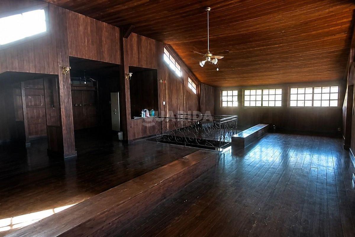 casa sobrado para alugar em Avenida Elias Cirne Lima, 273 - foto 23