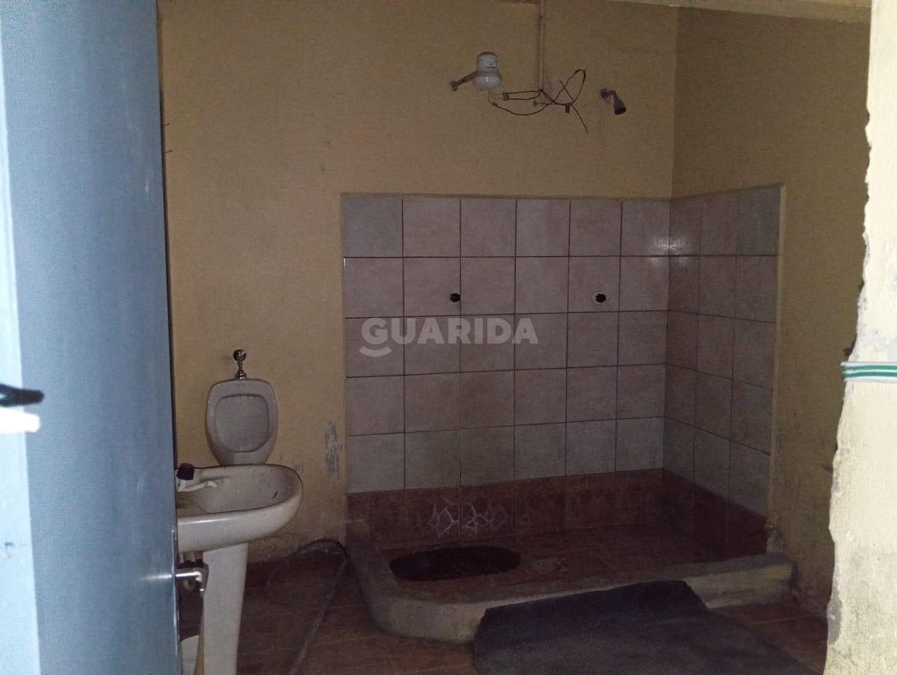 galpao deposito pavilhao para alugar em Avenida General Emílio Lúcio Esteves, 547 - foto 12