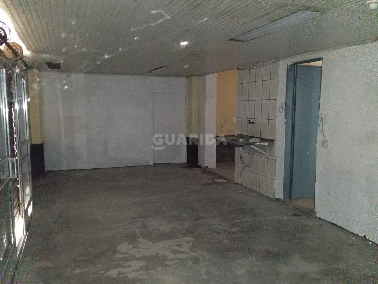 galpao deposito pavilhao para alugar em Avenida General Emílio Lúcio Esteves, 547 - foto 10