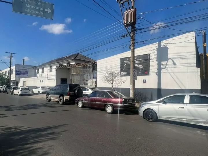 galpao deposito pavilhao para alugar em Avenida General Emílio Lúcio Esteves, 547 - foto 18