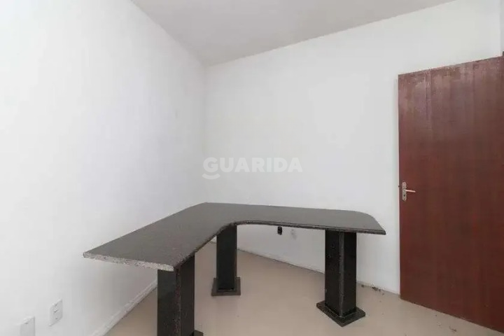 casa sobrado para alugar em Rua Ângelo Passuelo, 230 - foto 9