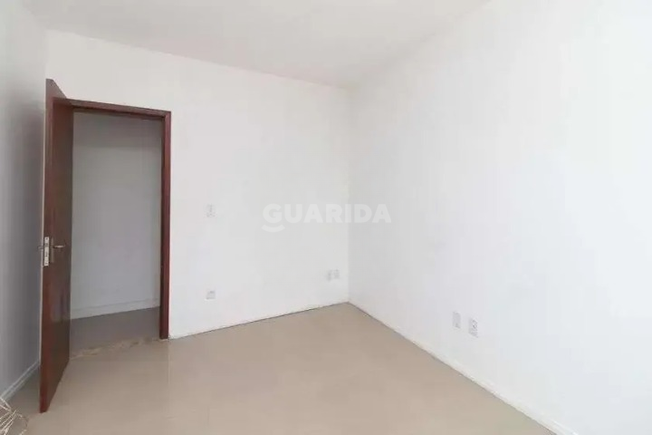 casa sobrado para alugar em Rua Ângelo Passuelo, 230 - foto 17
