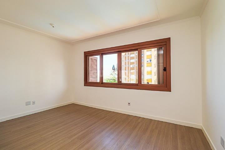 casa comercial para alugar em Rua Silveiro, 561 - foto 17