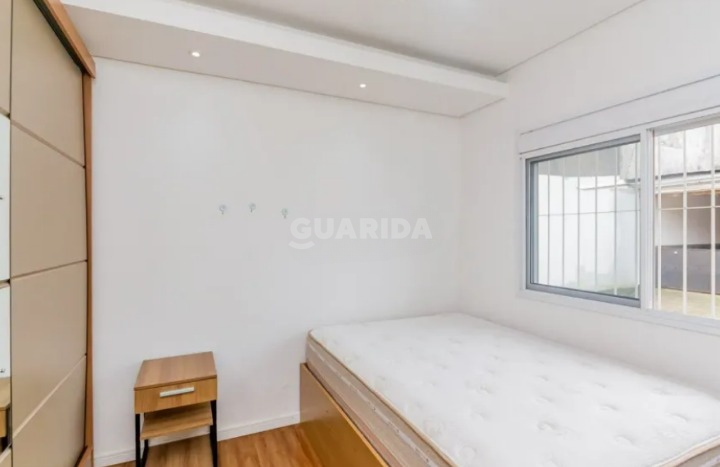 casa sobrado para alugar em Avenida Vinte e Um de Abril, 1263 - foto 14
