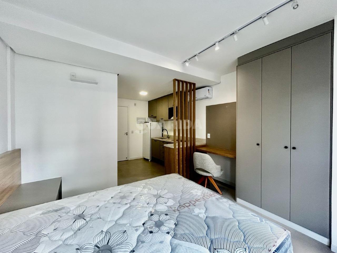 Apartamento para alugar em Rua Irmão José Otão, 97 - foto 12