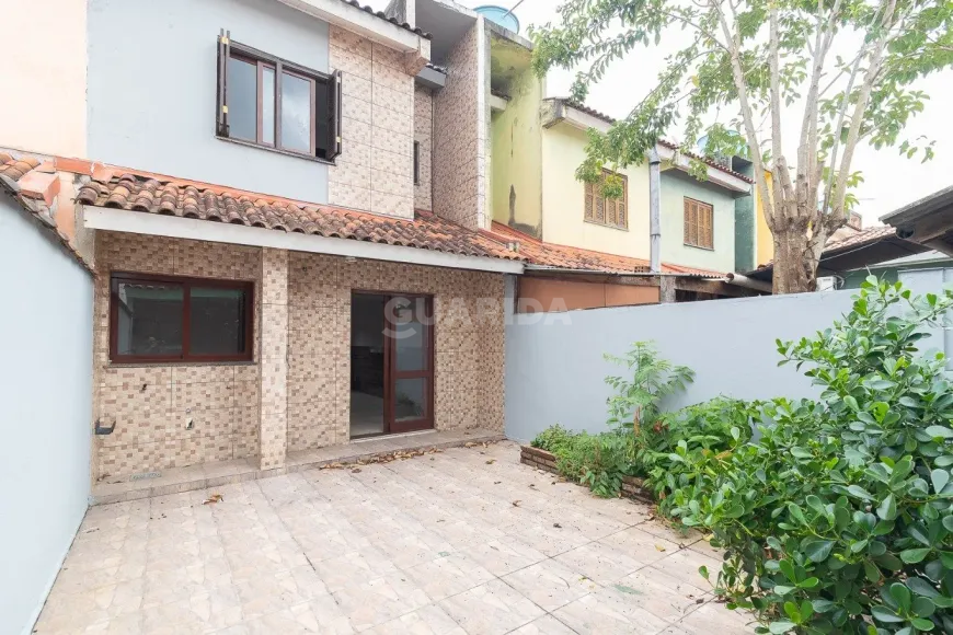 casa sobrado para alugar em Rua Padre Valerio Alberton, 110 - foto 9