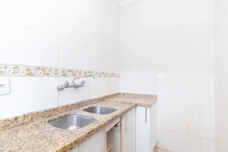 casa sobrado para alugar em Rua Padre Valerio Alberton, 110 - foto 7