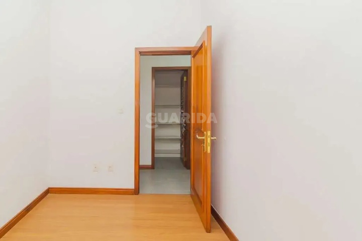 Casa em condominio para alugar em Avenida Luiz Manoel Gonzaga, 767 - foto 22