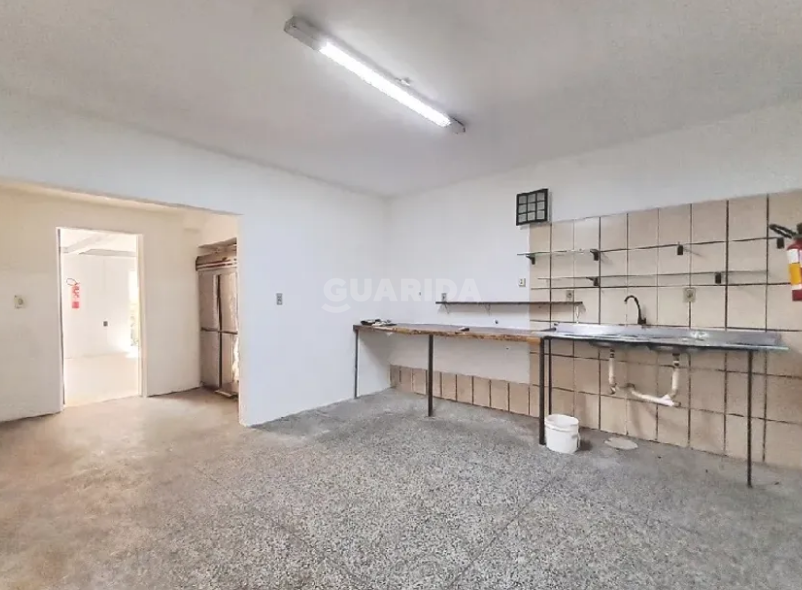 casa comercial para alugar em Praça Antônio João, 24 - foto 10