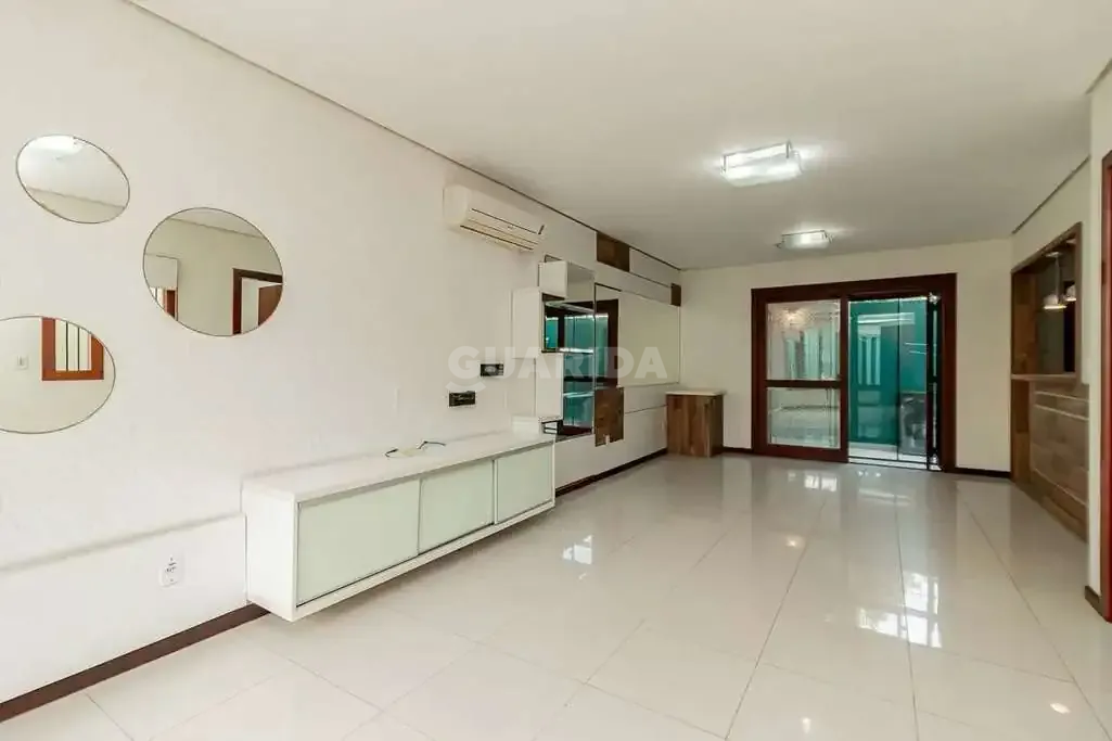 Casa em condominio para alugar em Ipanema, Porto Alegre - foto 1