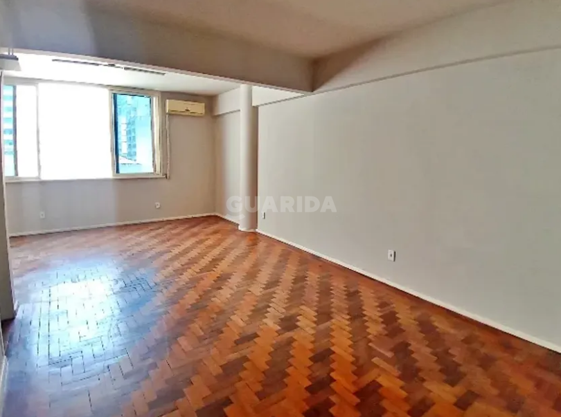 consultorio sala conjunto para alugar em Rua Vigário José Inácio, 250 - foto 2