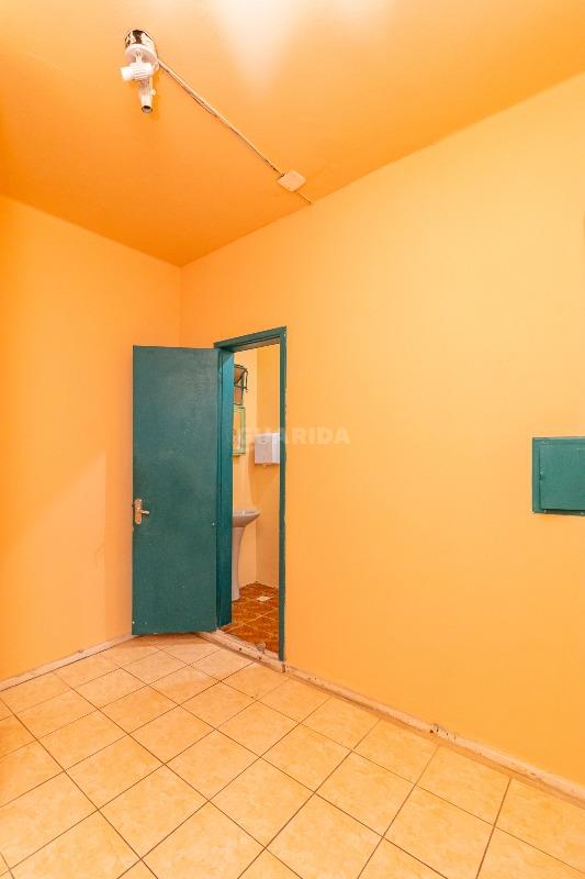 loja ponto comercial para alugar em Ramiro Barcelos, 2343 - foto 13