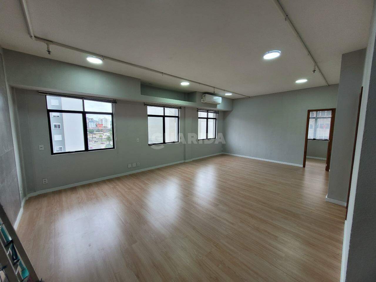 consultorio sala conjunto para alugar em Cristo Redentor, Porto Alegre - foto 1