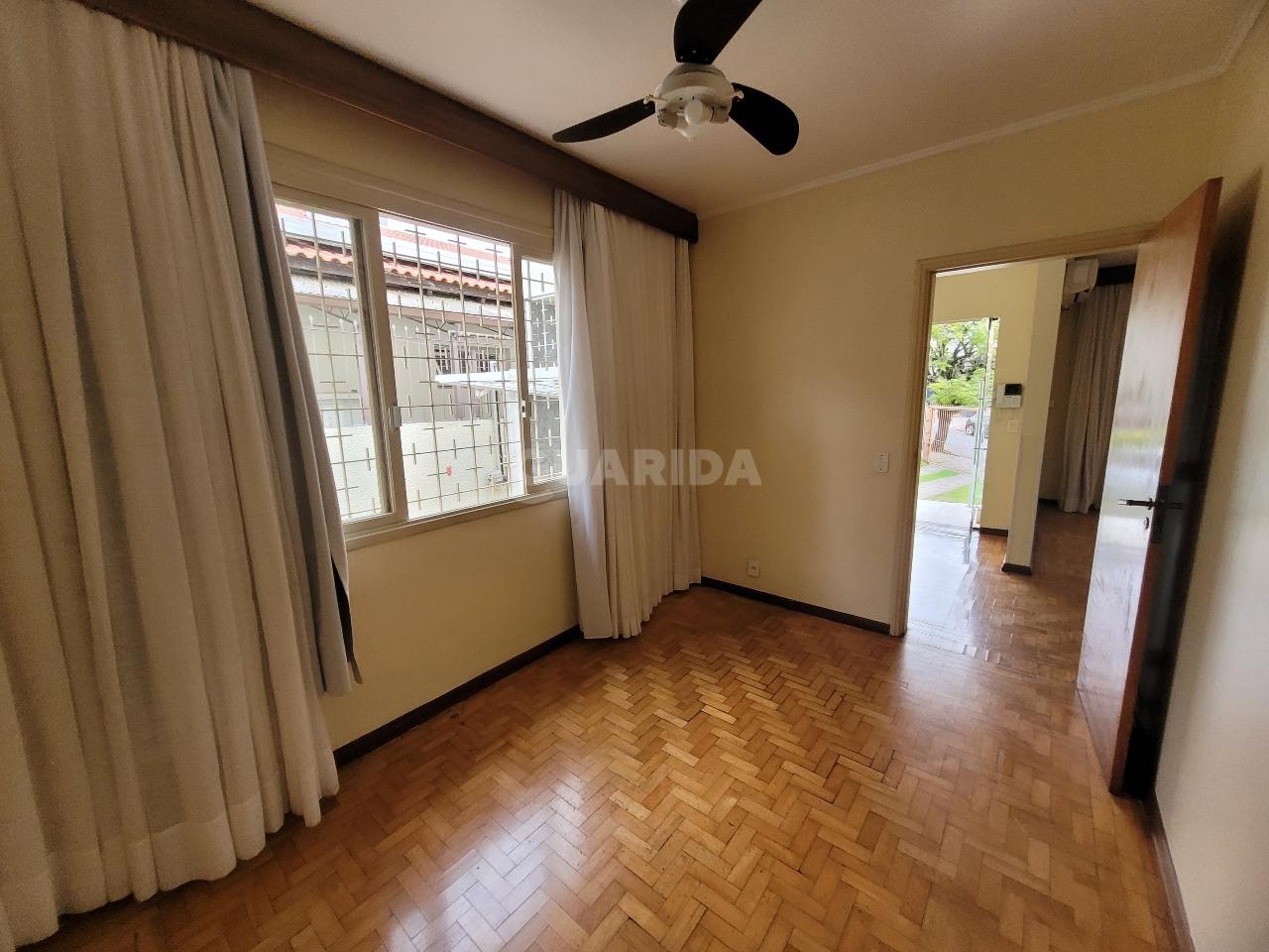 casa comercial para alugar em Rua Matias José Bins, 325 - foto 9