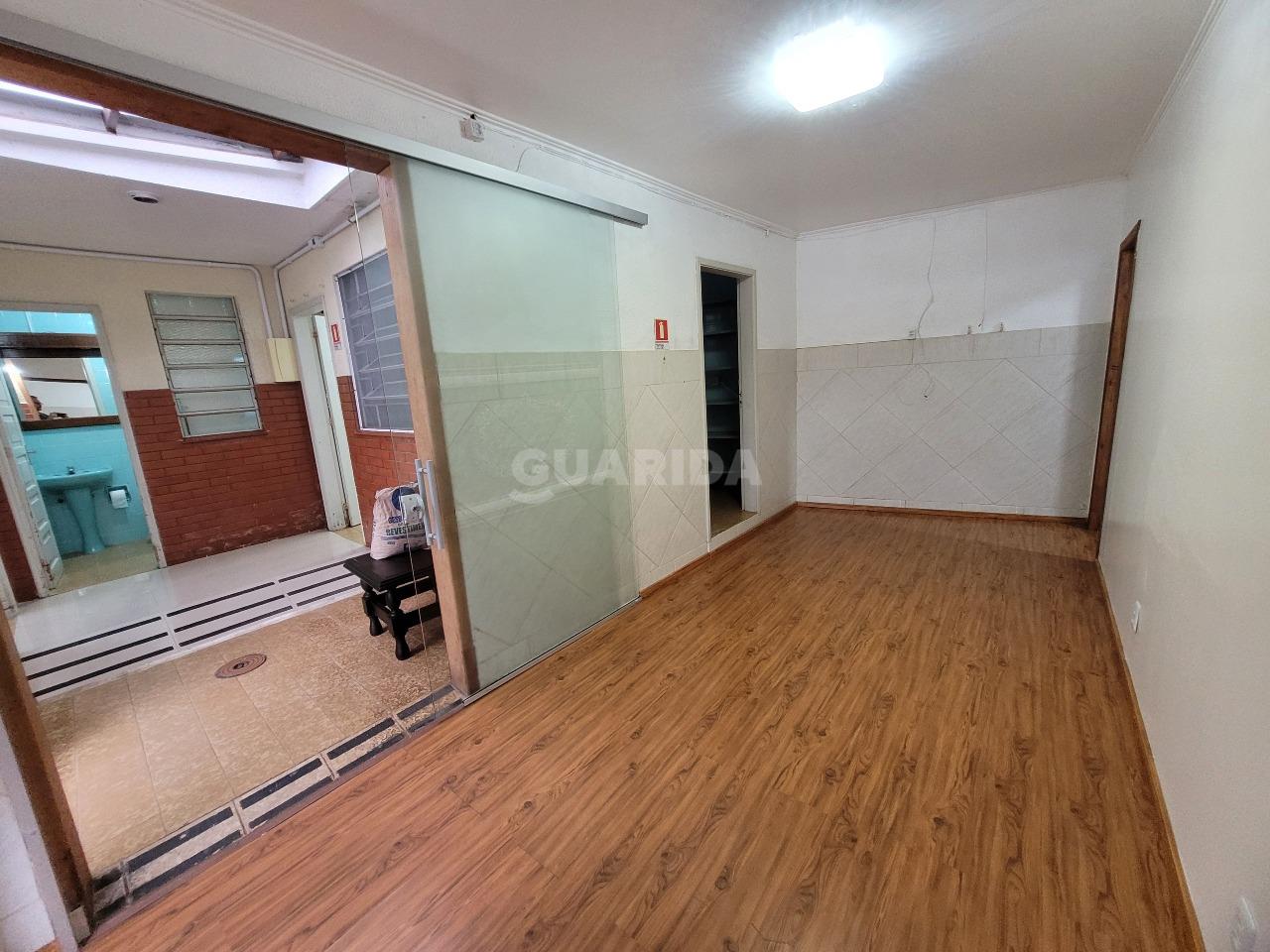 casa comercial para alugar em Rua Matias José Bins, 325 - foto 25