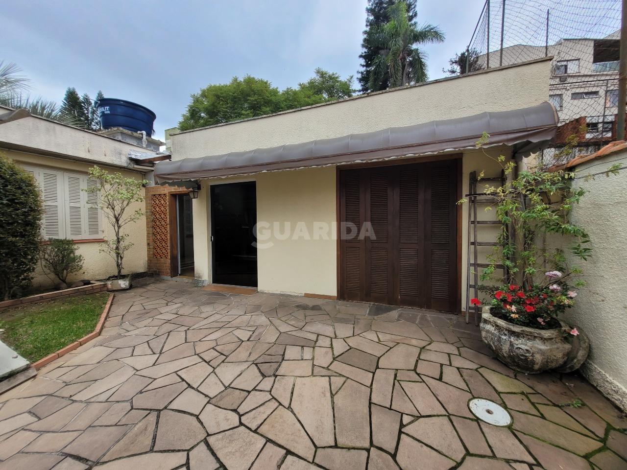 casa comercial para alugar em Rua Matias José Bins, 325 - foto 23