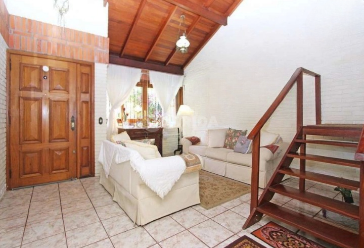 casa sobrado para alugar em Teresópolis, Porto Alegre - foto 1