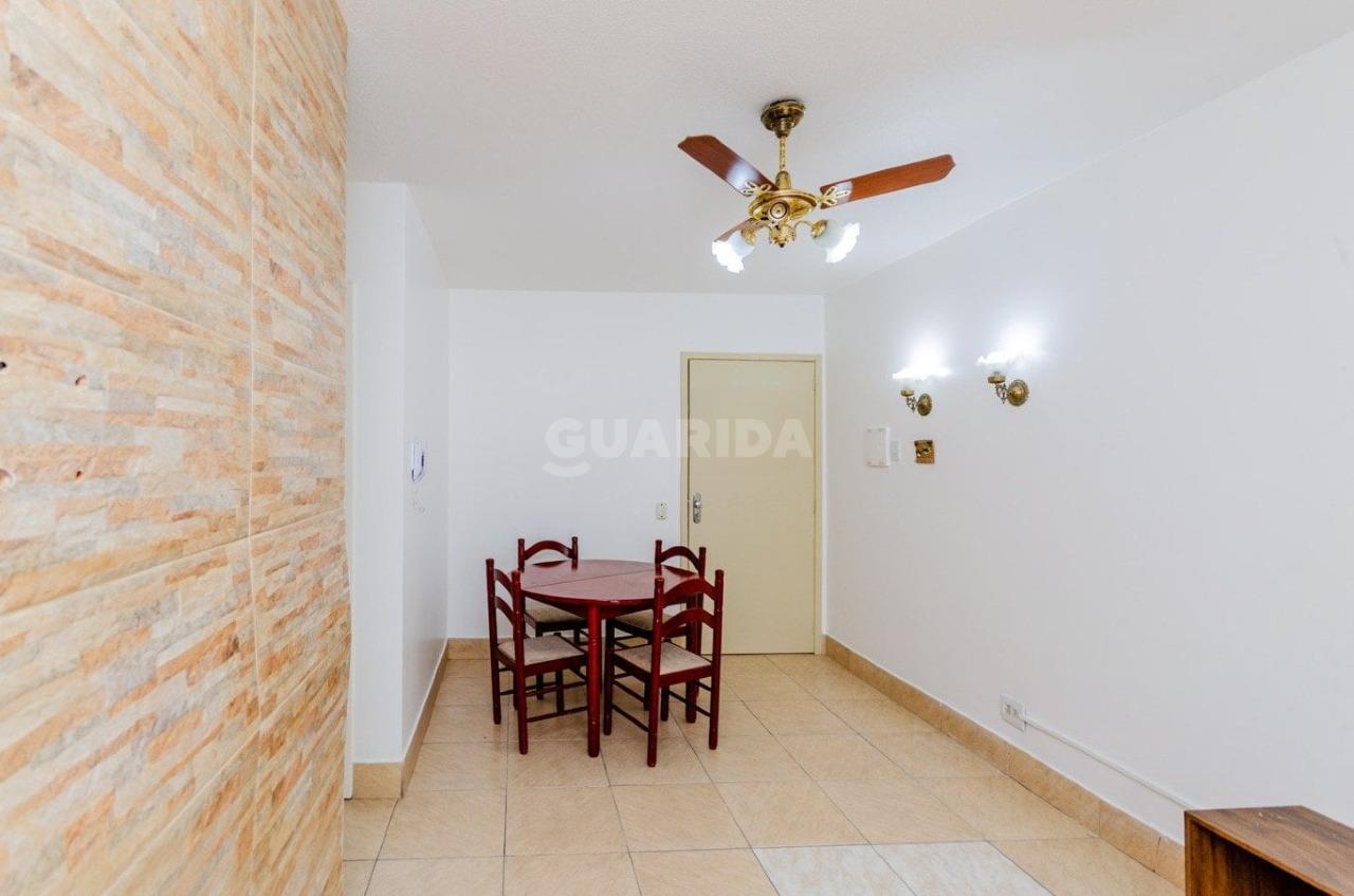 Apartamento para alugar em Rua Ivo Janson, 170 - foto 2