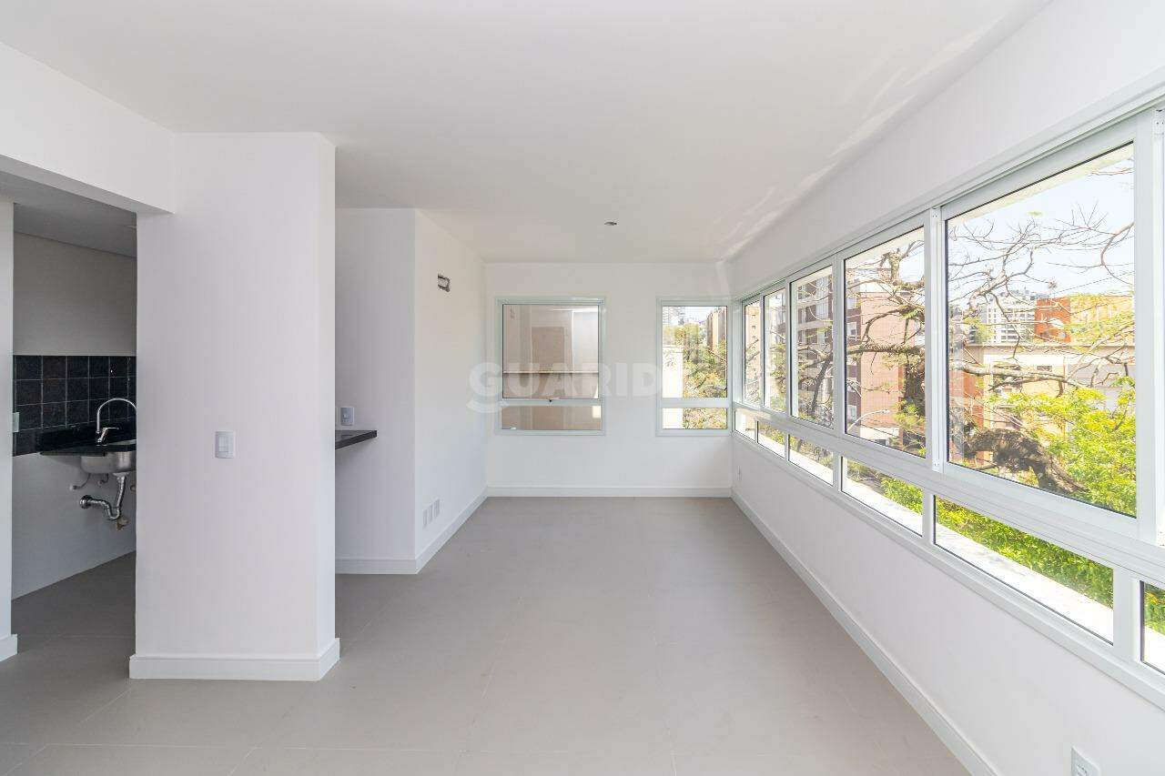 Apartamento para alugar em Auxiliadora, Porto Alegre - foto 1