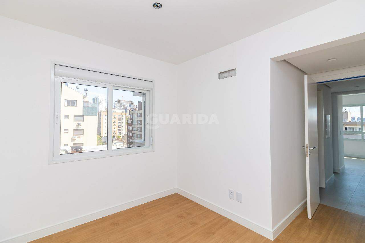 Apartamento para alugar em Rua Pedro Chaves Barcelos, 102 - foto 18