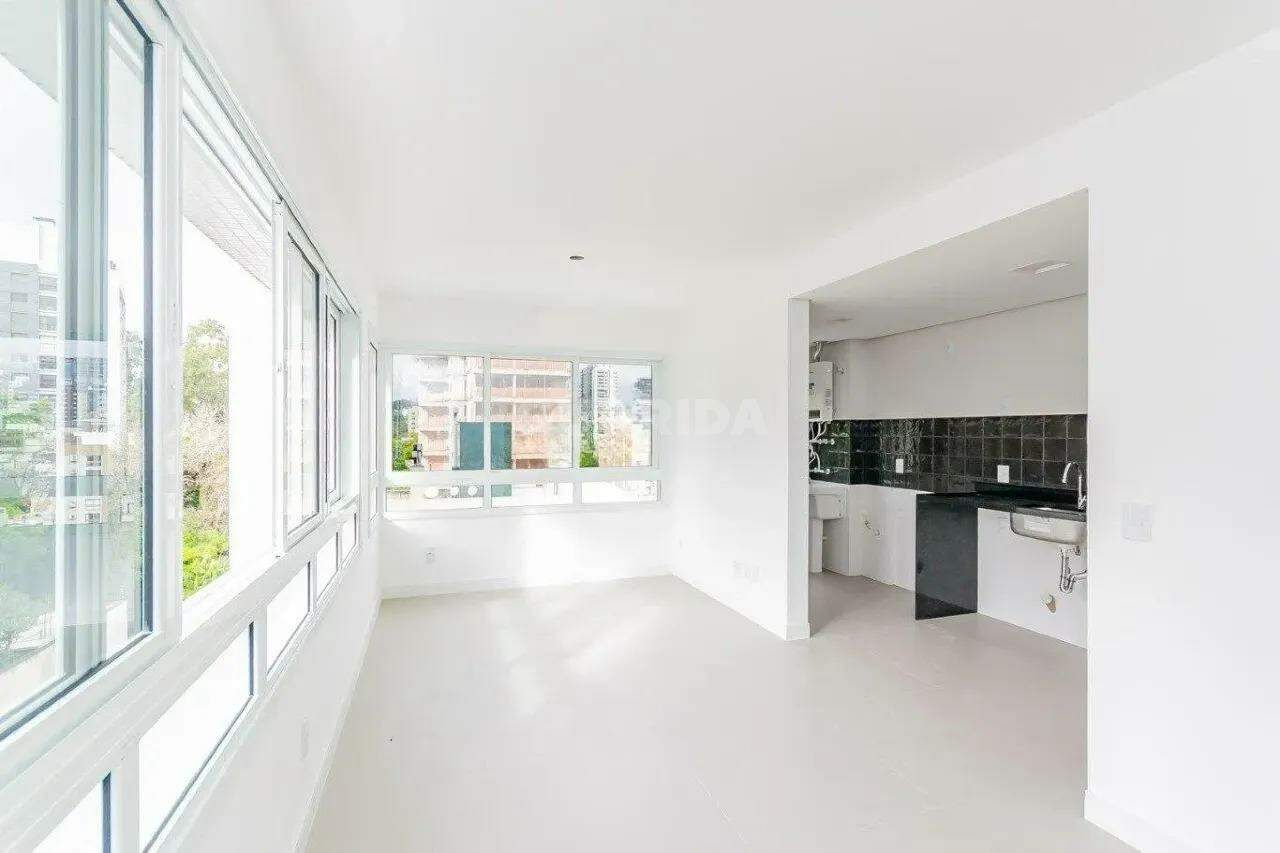 Apartamento para alugar em Auxiliadora, Porto Alegre - foto 1