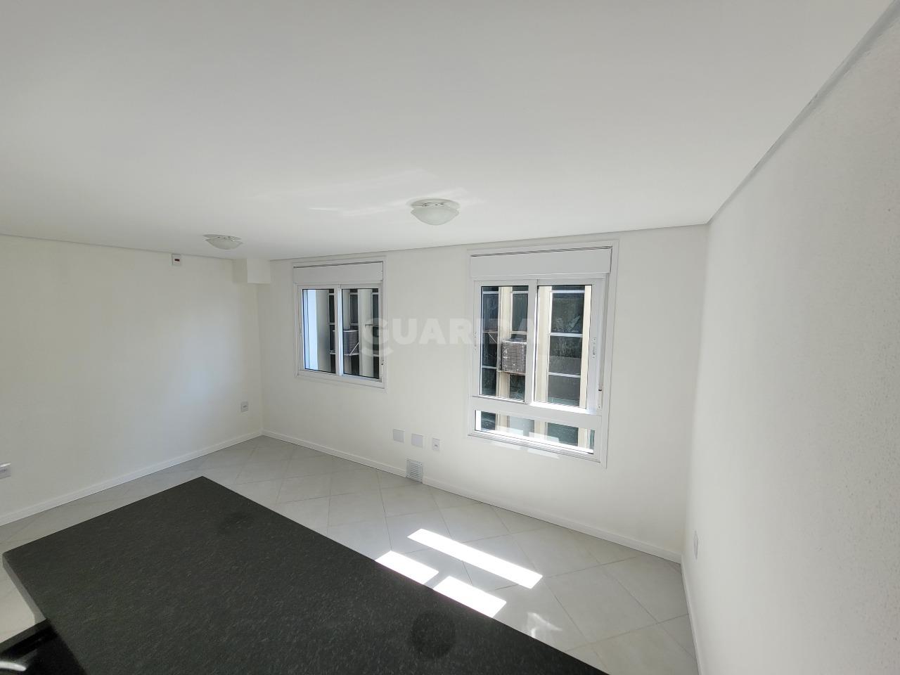 Apartamento para alugar em Rua Coronel Genuino, 150 - foto 2