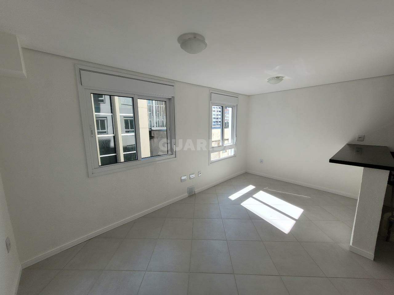 Apartamento para alugar em Rua Coronel Genuino, 150 - foto 4