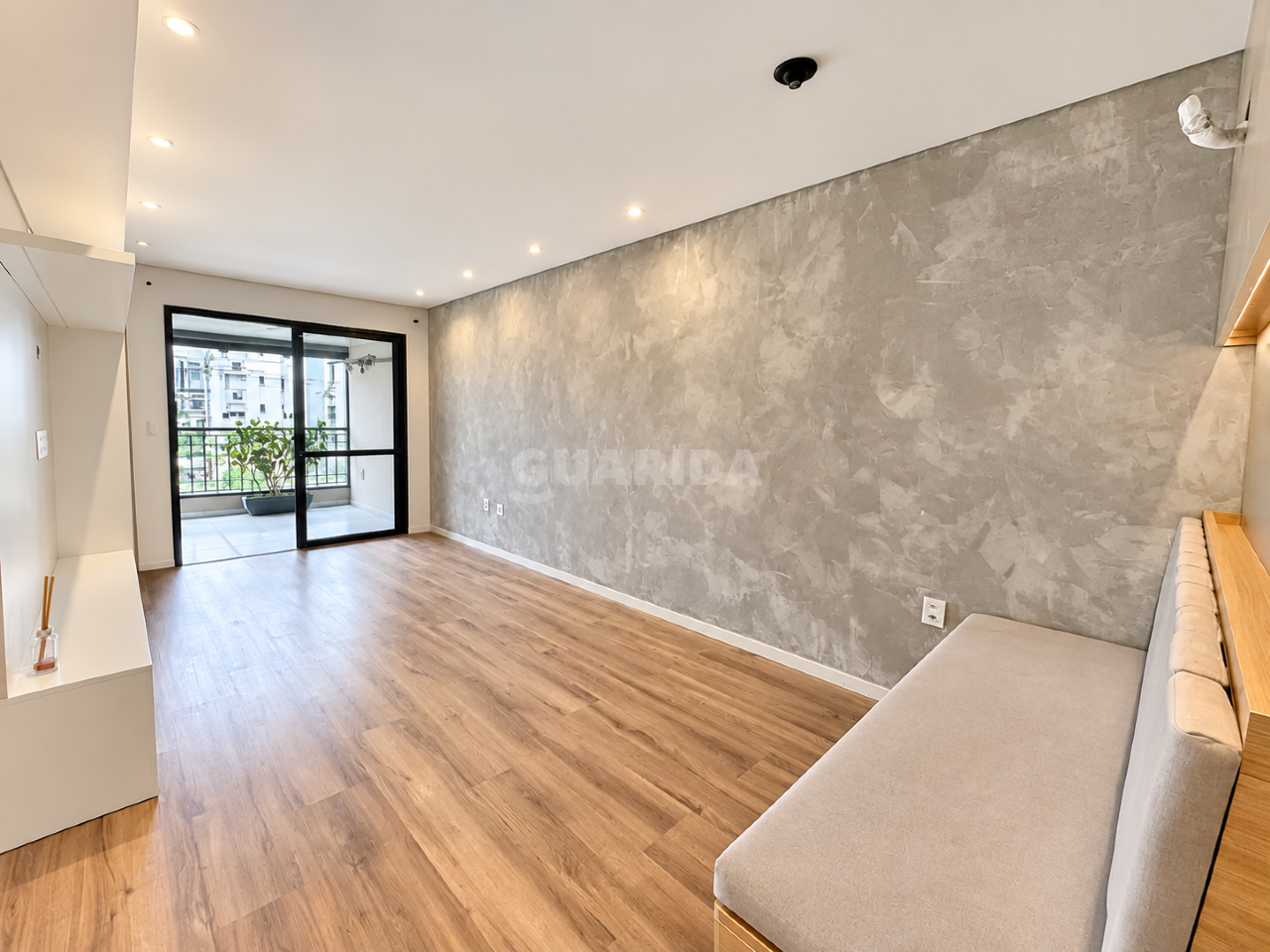 Apartamento para alugar em Boa Vista, Porto Alegre - foto 1
