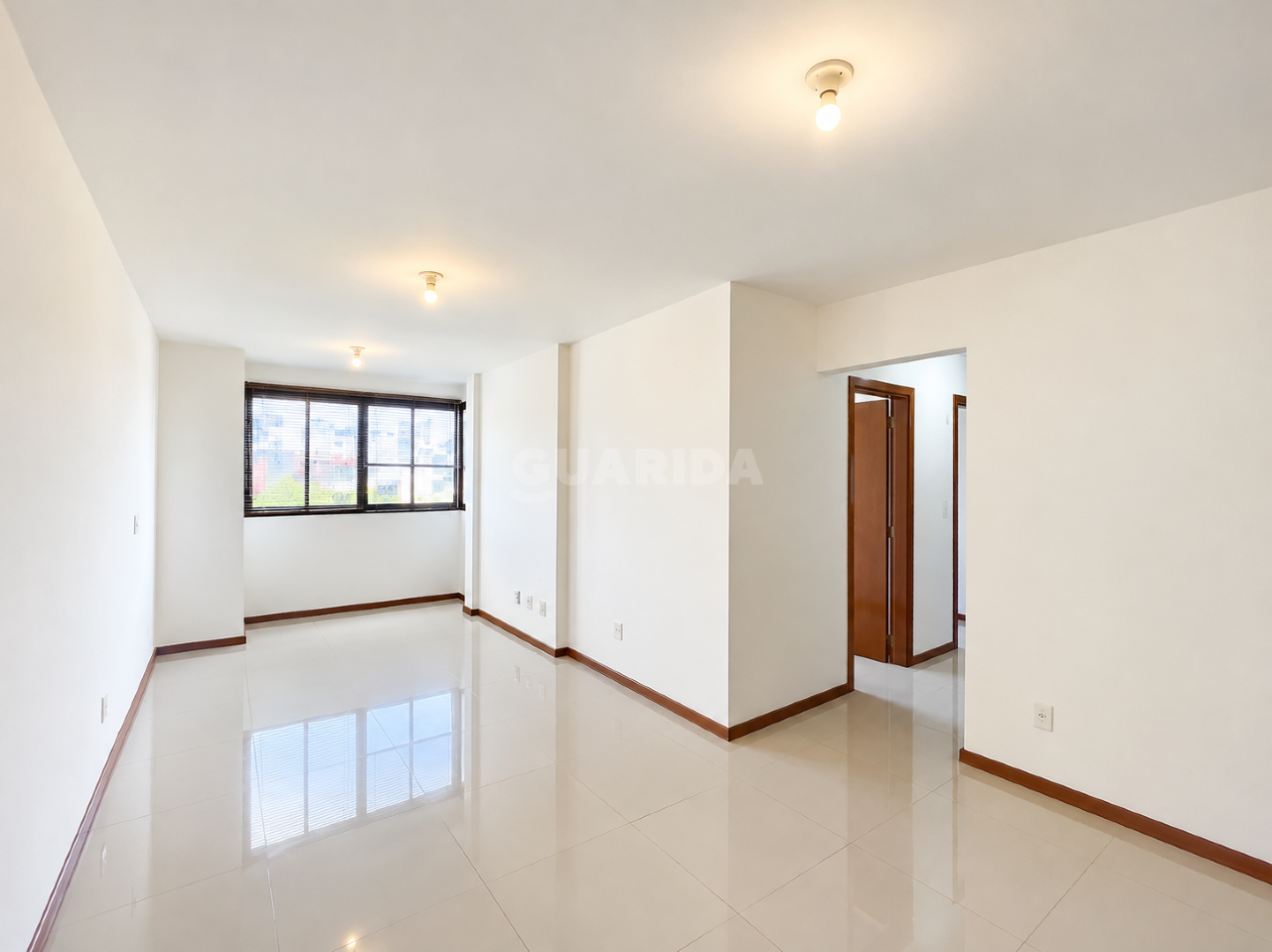 Apartamento para alugar em Rua Lopo Gonçalves, 455 - foto 2