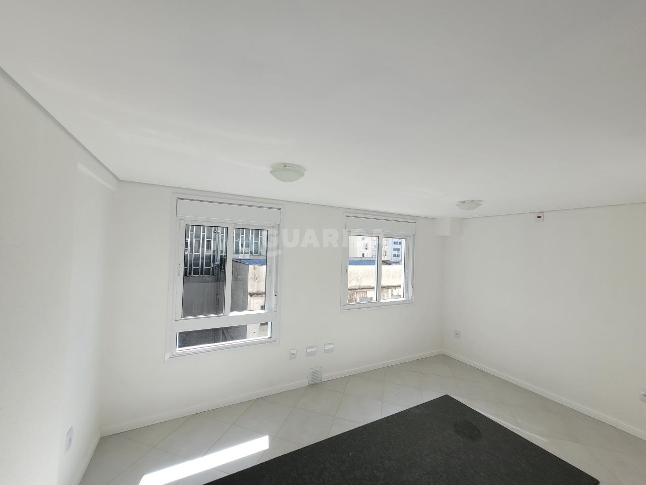 Apartamento para alugar em Rua Coronel Genuino, 150 - foto 4