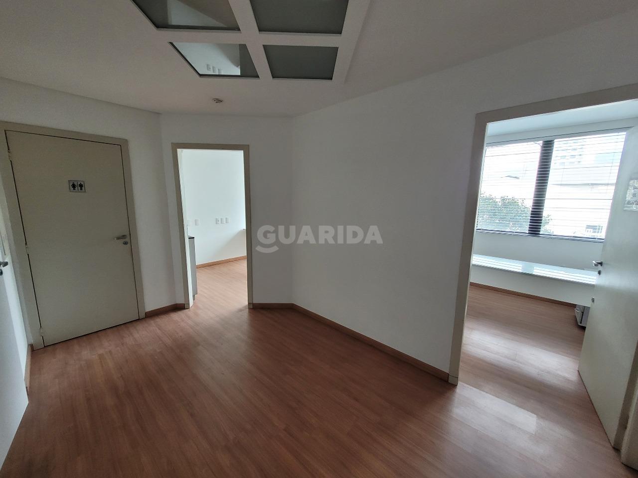 consultorio sala conjunto para alugar em Avenida Érico Veríssimo, 624 - foto 2