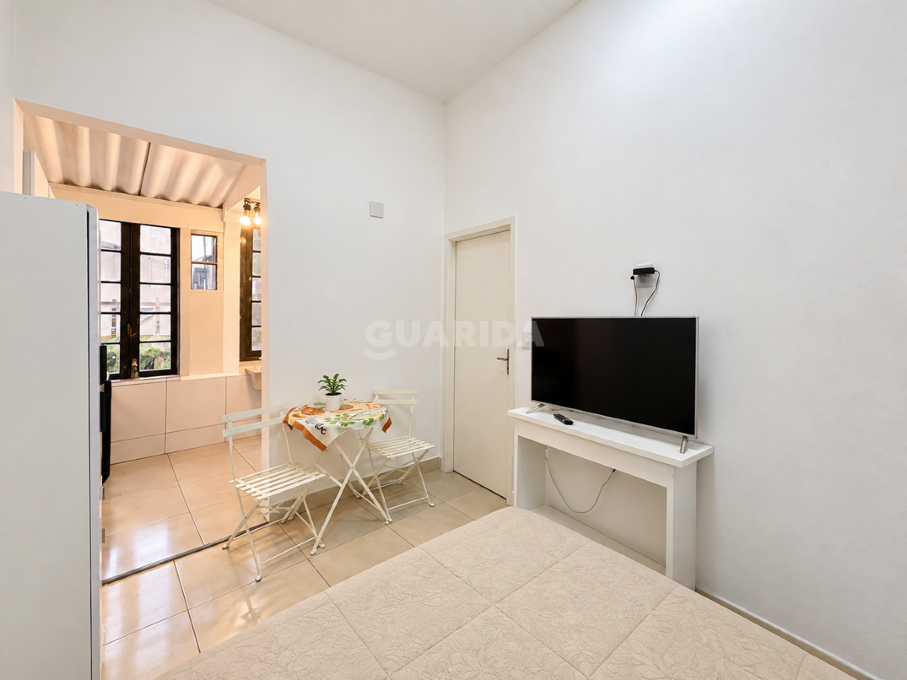 Studio/Kitnet/JK para alugar em Centro Histórico, Porto Alegre - foto 1